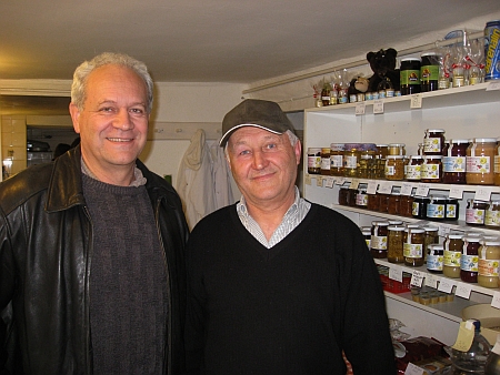 beekeeping Hungary Ron Miksha honey bees