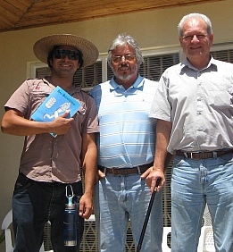 beekeeping Chile Ron Miksha honey bees